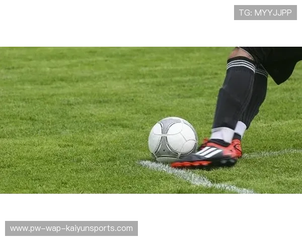 足球训练中广泛使用可穿戴设备，足球训练穿什么